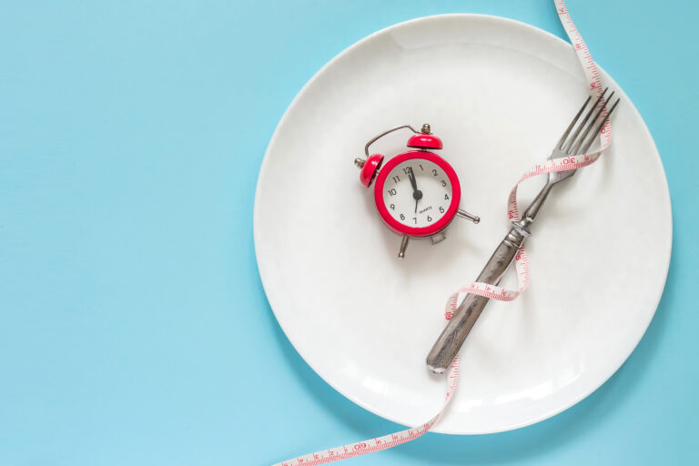 The Truth About Intermittent Fasting: Benefits and Risks